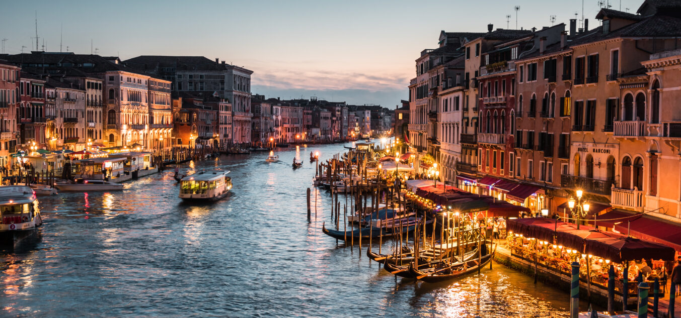 Venise. La Saint-Valentin dans le monde